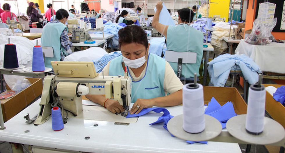 Compras a MYPErú planea adjudicar contratos por S/ 27 millones en uniformes para la PNP